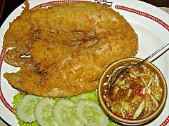 Crispy fried cottonfish, Thon Krueng, Bangkok