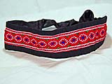 Hill tribe headband, post-lunch shopping, Mae Hong Son